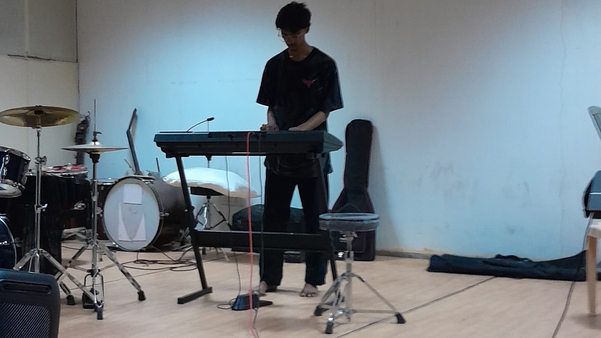 Manoj (Keyboard)